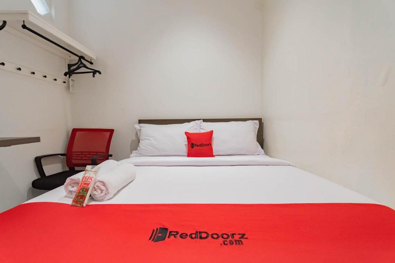 Reddoorz Plus @ Pakuan Residence Tajur 보고르 외부 사진